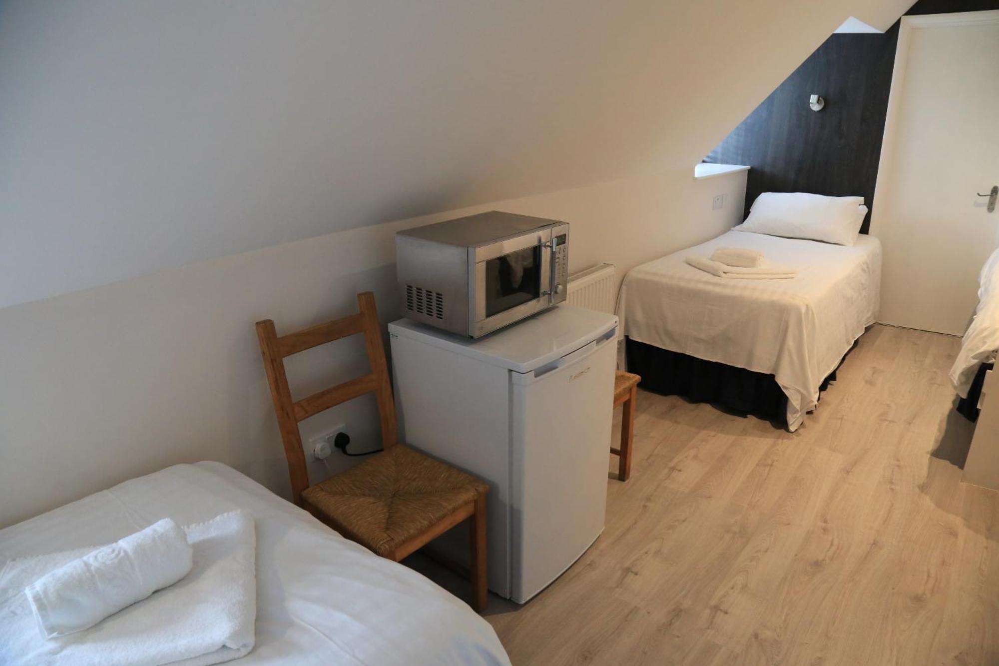 Debden Guest House Hillingdon Chambre photo