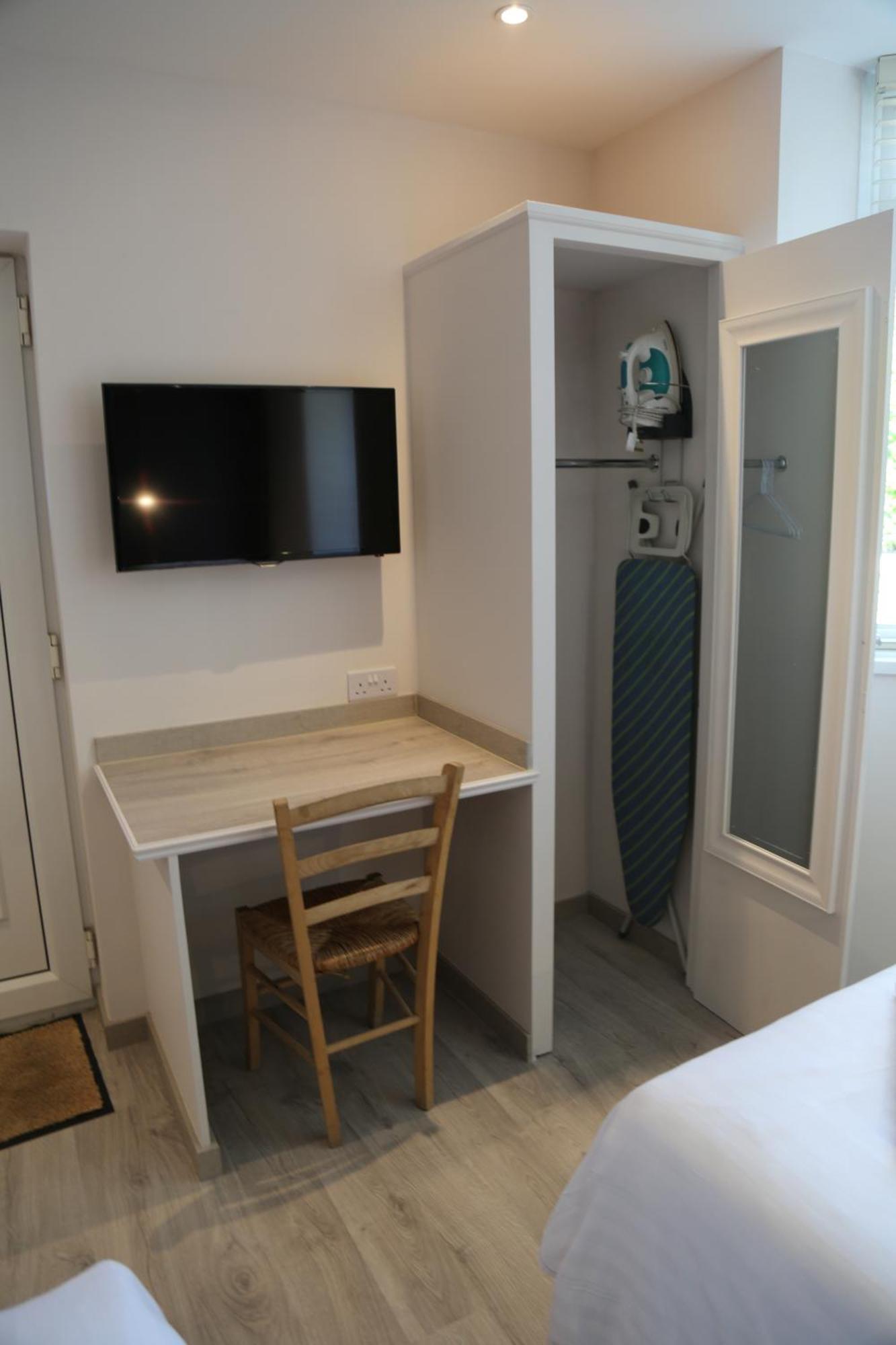 Debden Guest House Hillingdon Chambre photo