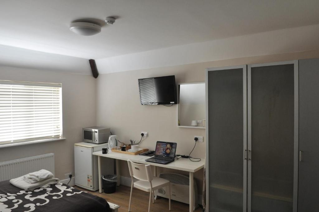 Debden Guest House Hillingdon Chambre photo